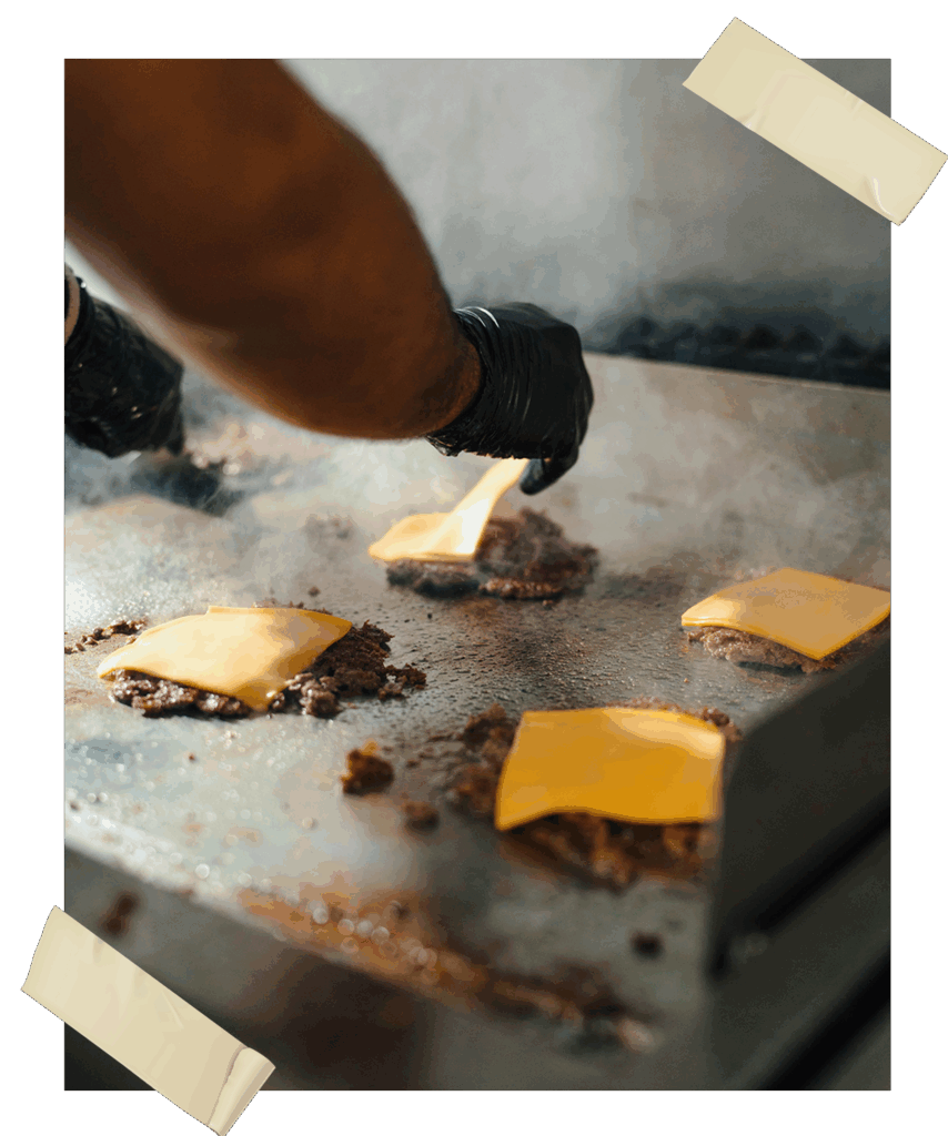 smash house: la casa dello smash burger a milano, torino e rende, qui la nostra piastra